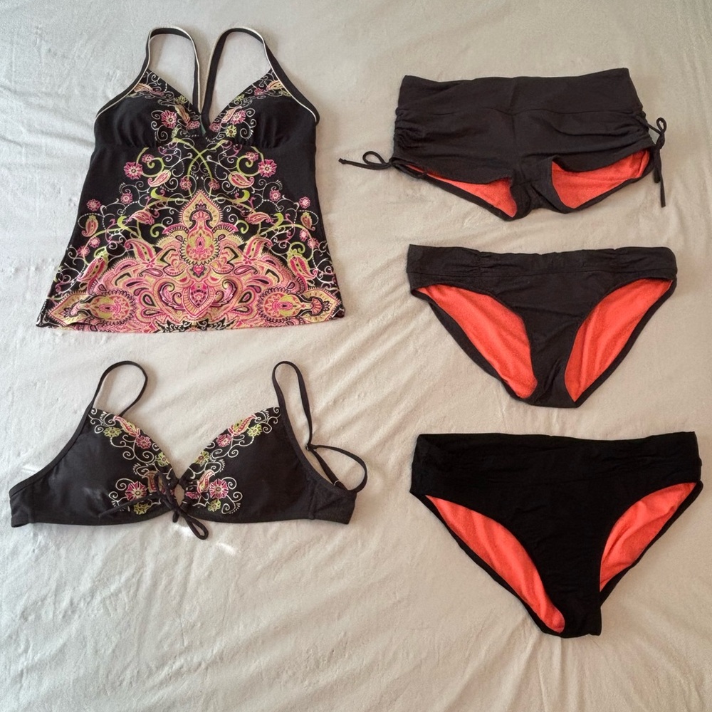 Athleta Charcoal and Coral Paisley Swim Tops and Bottoms Medium